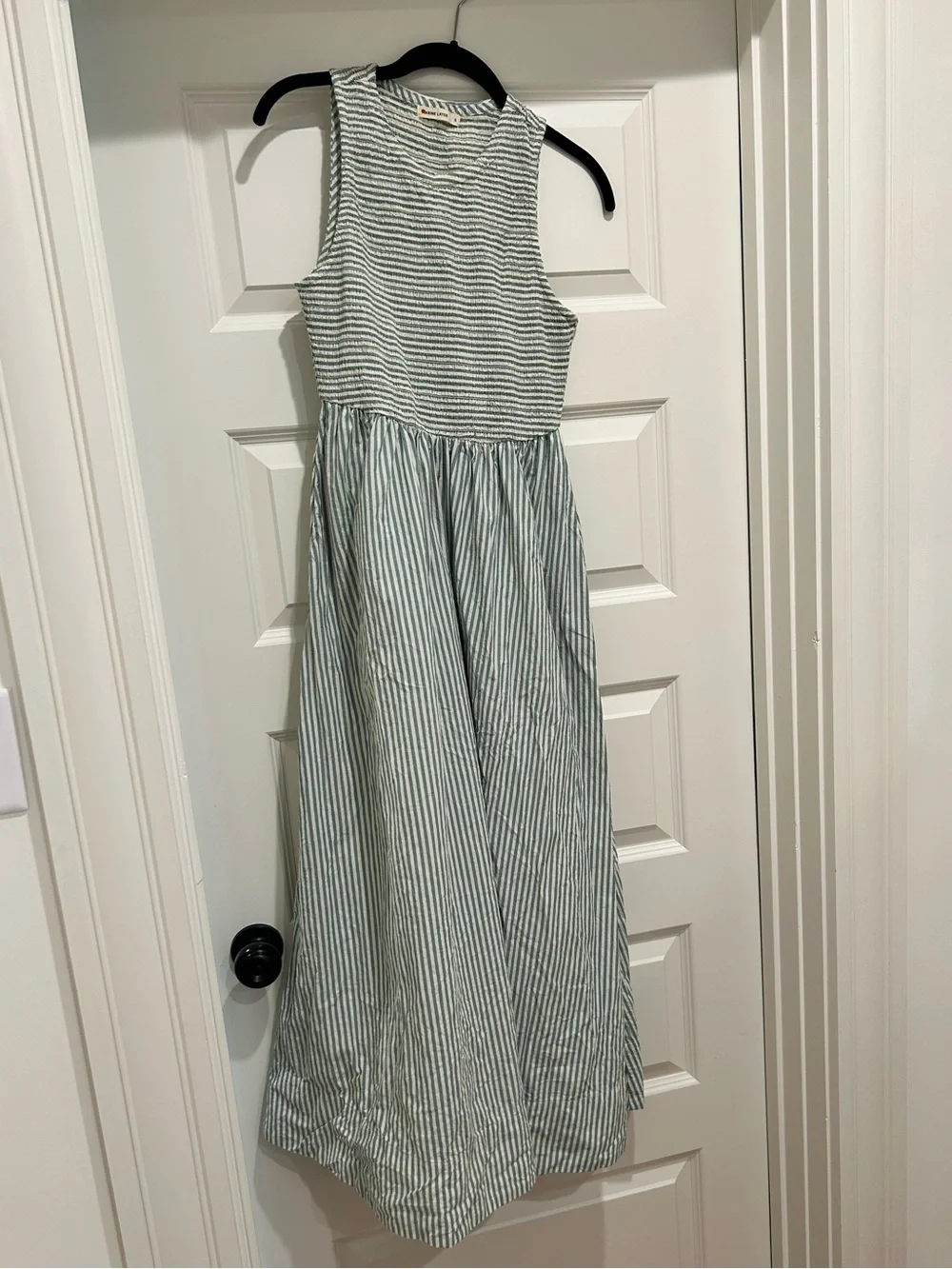 Marine Layer Darcy Smocked Poplin Pima Cotton - Picture 3 of 7